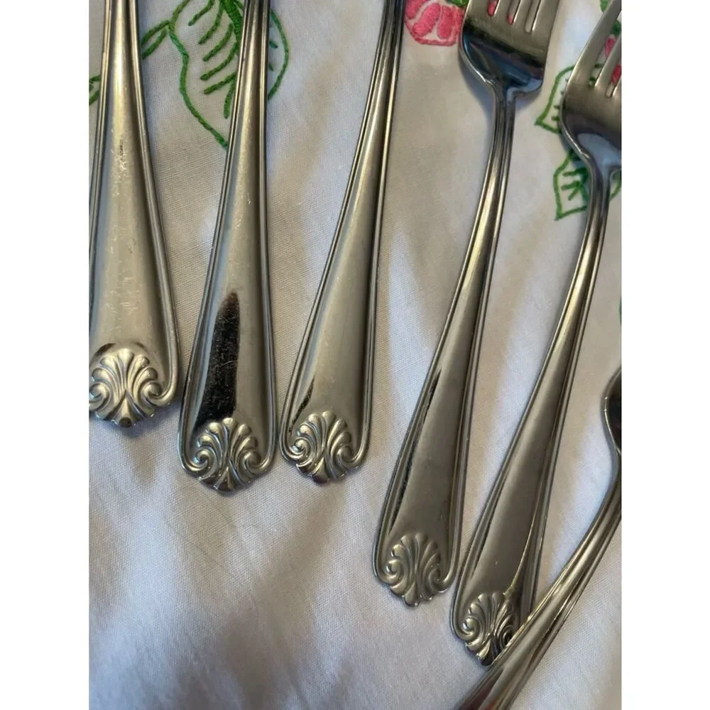 Cambridge Stainless SHELL Pattern Flatware Set/Pieces